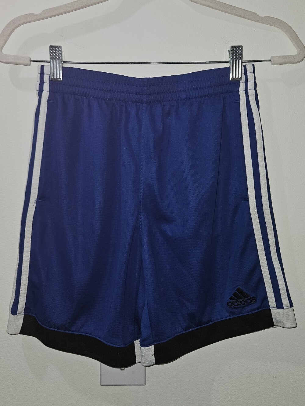 Boys Adidas Shorts, Size M/10-12, Excellent Condition